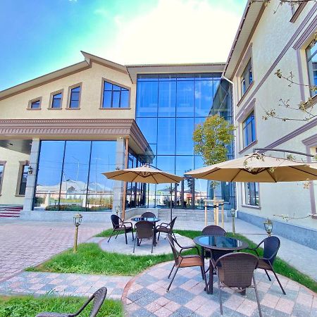 Boutique Hotel Silk Way Turkistan Esterno foto
