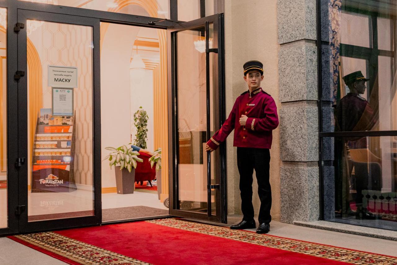 Boutique Hotel Silk Way Turkistan Esterno foto