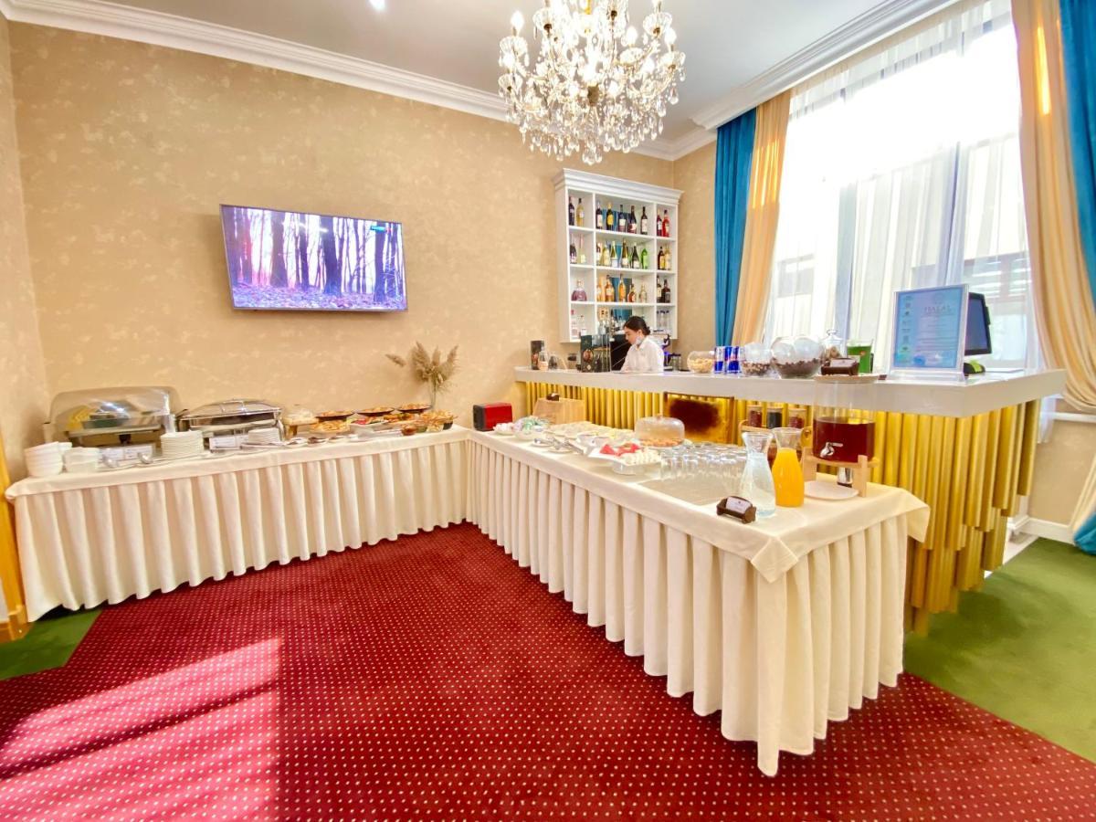 Boutique Hotel Silk Way Turkistan Esterno foto