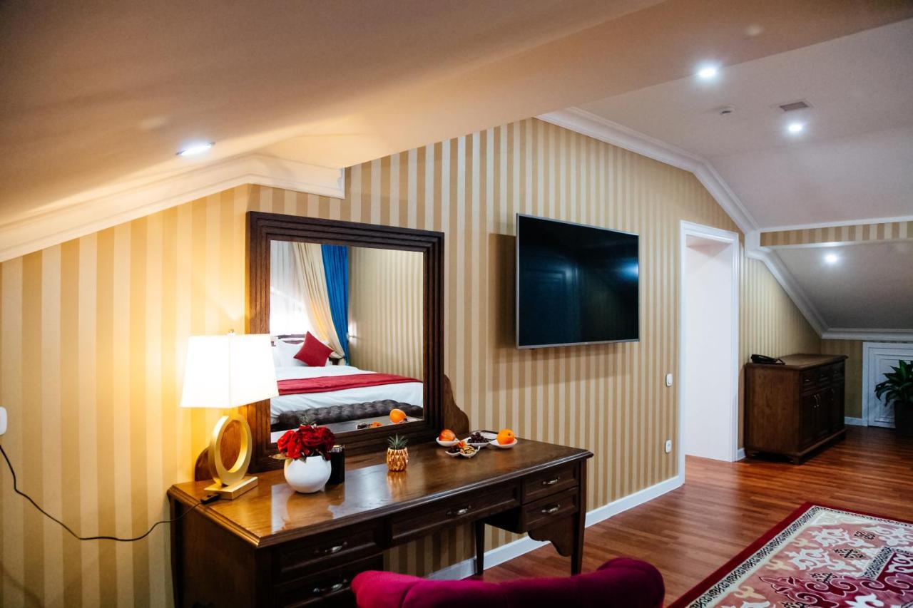 Boutique Hotel Silk Way Turkistan Esterno foto