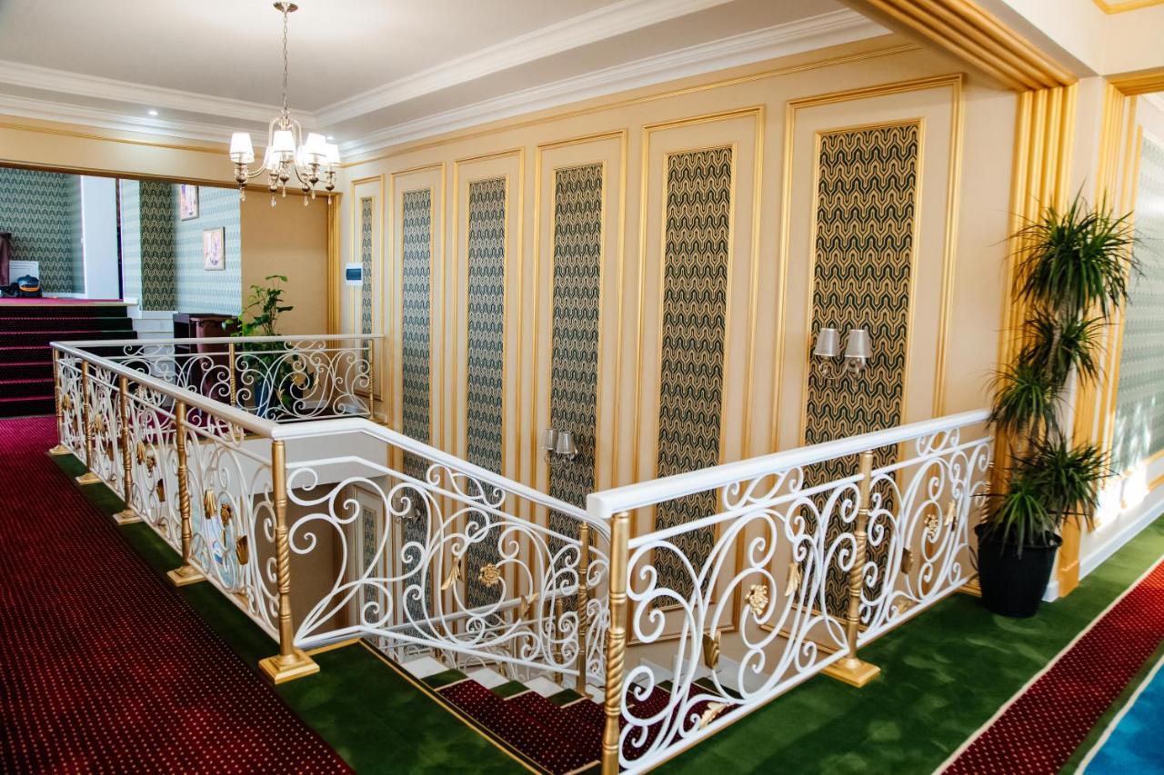 Boutique Hotel Silk Way Turkistan Esterno foto