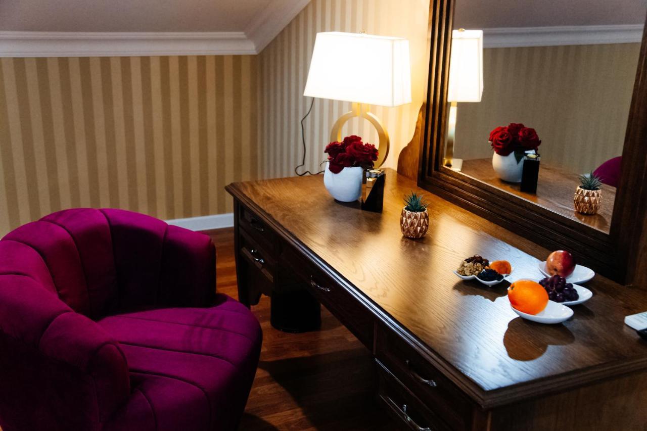 Boutique Hotel Silk Way Turkistan Esterno foto