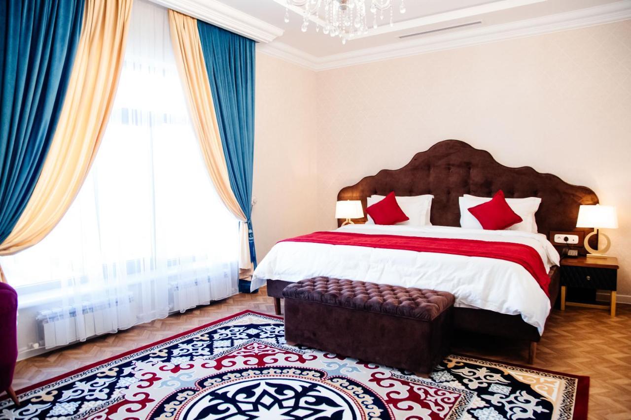 Boutique Hotel Silk Way Turkistan Esterno foto