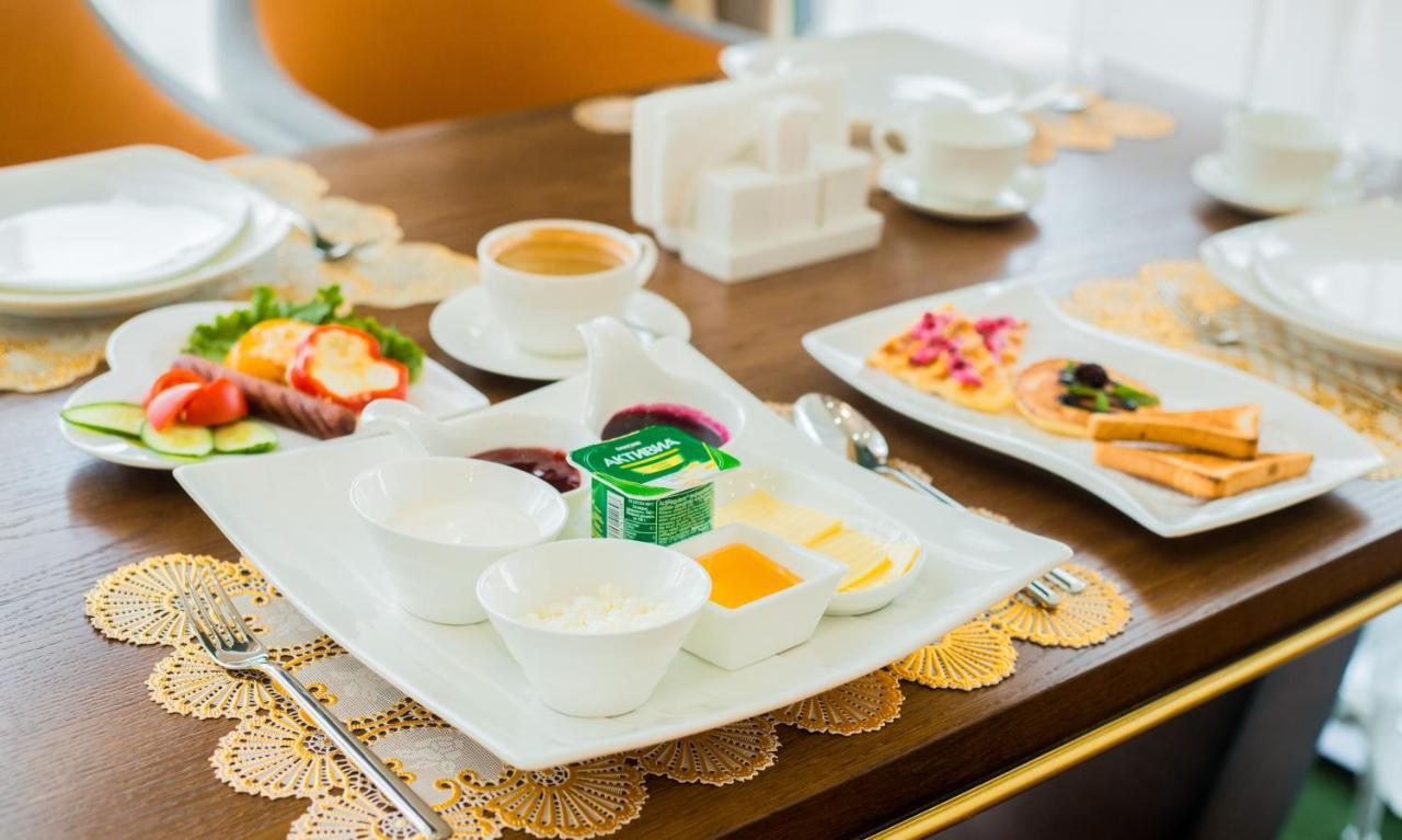 Boutique Hotel Silk Way Turkistan Esterno foto